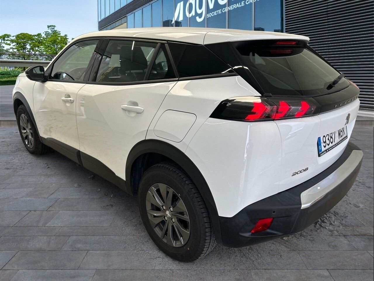 Peugeot 2008 Active Pack Bluehdi 130 S&s Eat8 - Foto 2