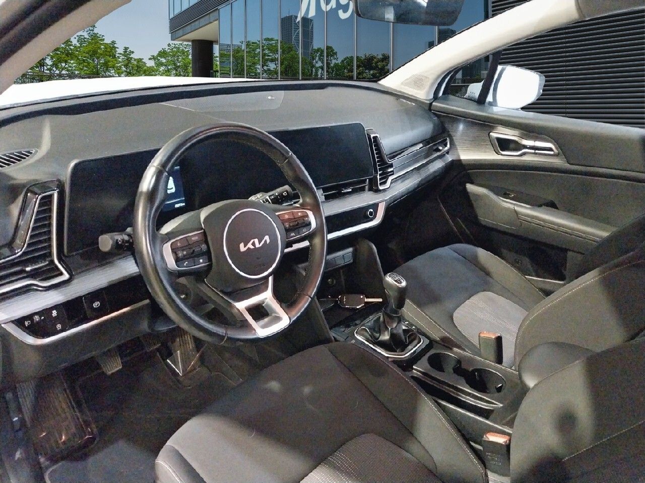 Kia Sportage 1.6 Crdi Mhev 100kw (136cv) Business 4x4 - Foto 2