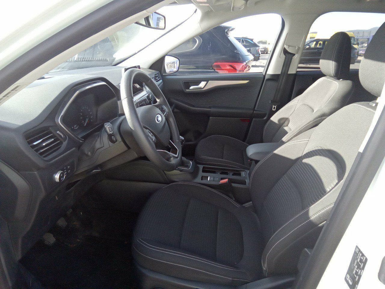 Ford Kuga Titanium 1.5 Ecoblue 88kw (120cv) - Foto 2