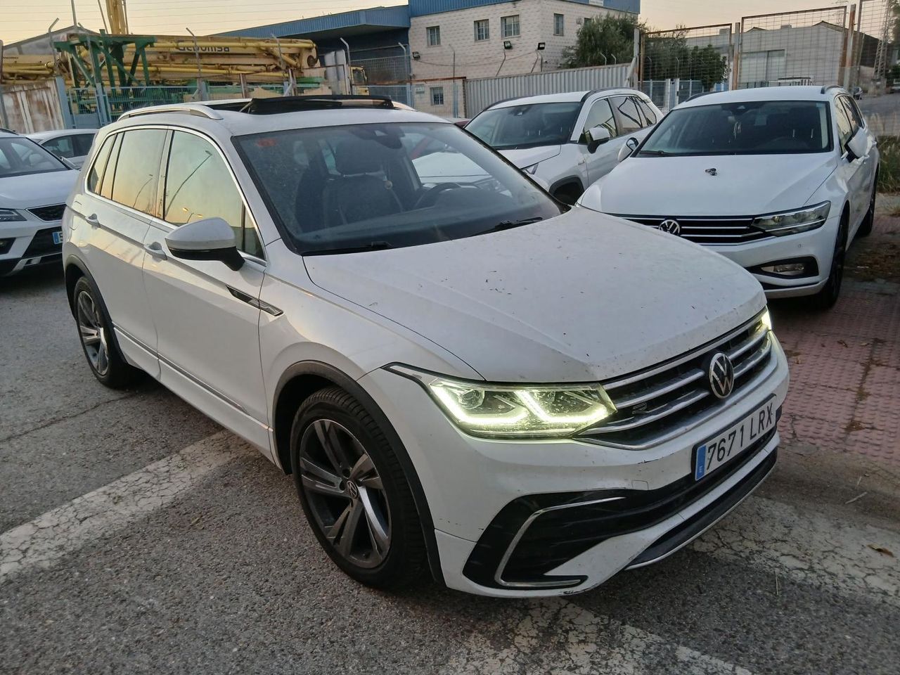 Volkswagen Tiguan R-line 2.0 Tdi 110kw (150cv) Dsg - Foto 2
