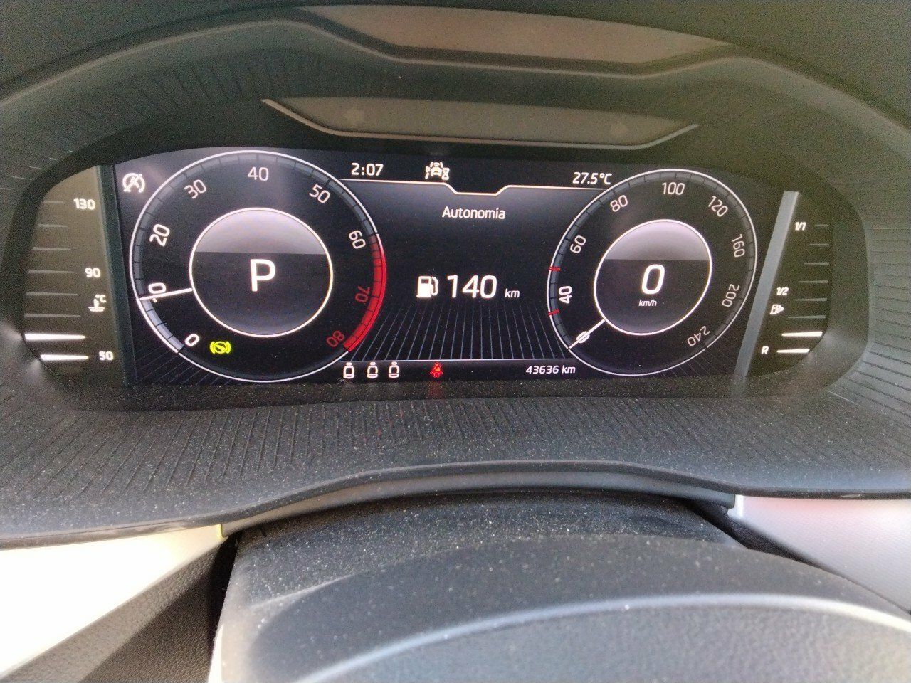 Skoda Kamiq 1.0 Tsi 81kw (110cv) Dsg Ambition - Foto 2