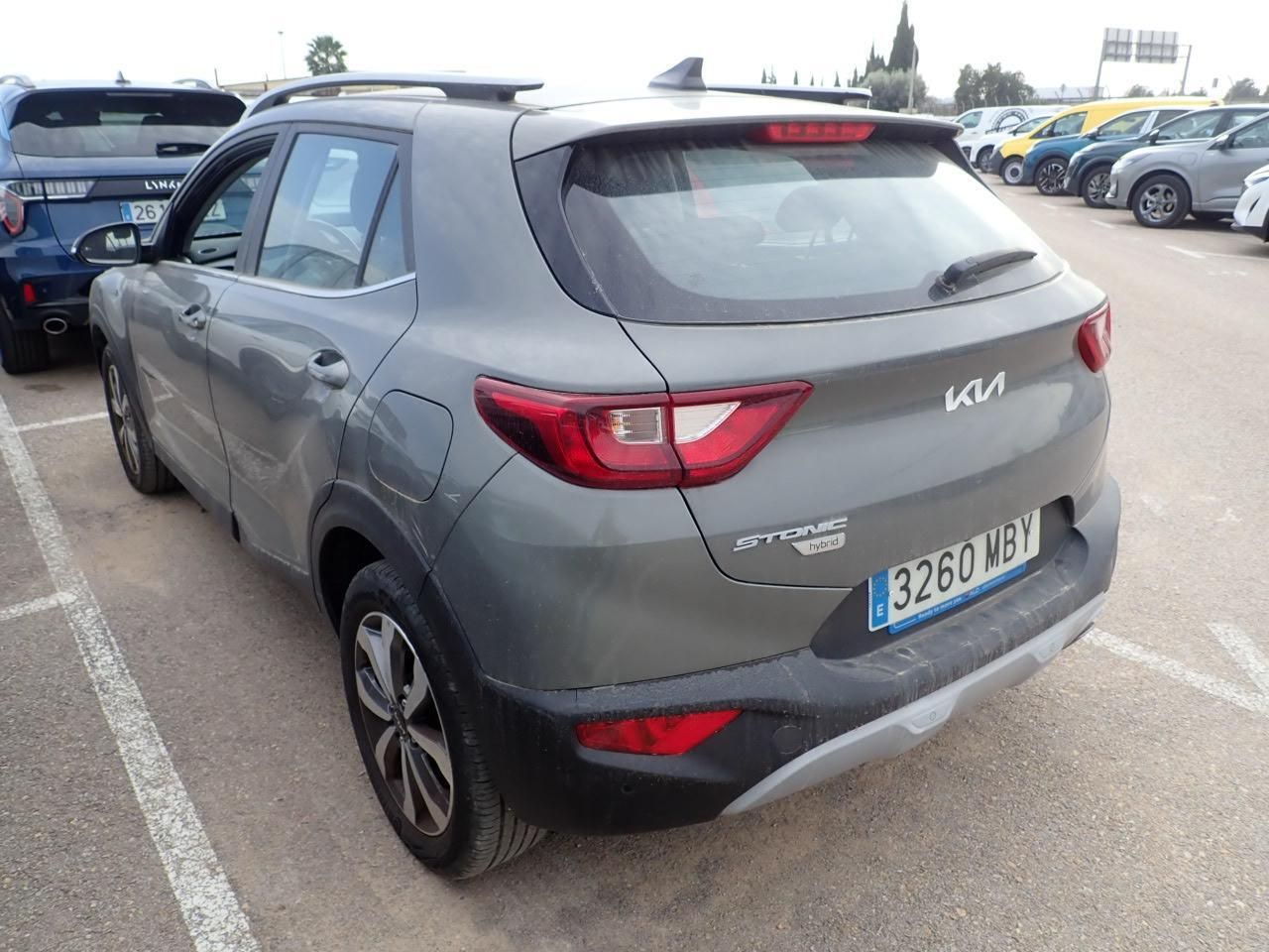 Kia Stonic 1.0 T-gdi 88kw (120cv) Mhev Imt Drive - Foto 2