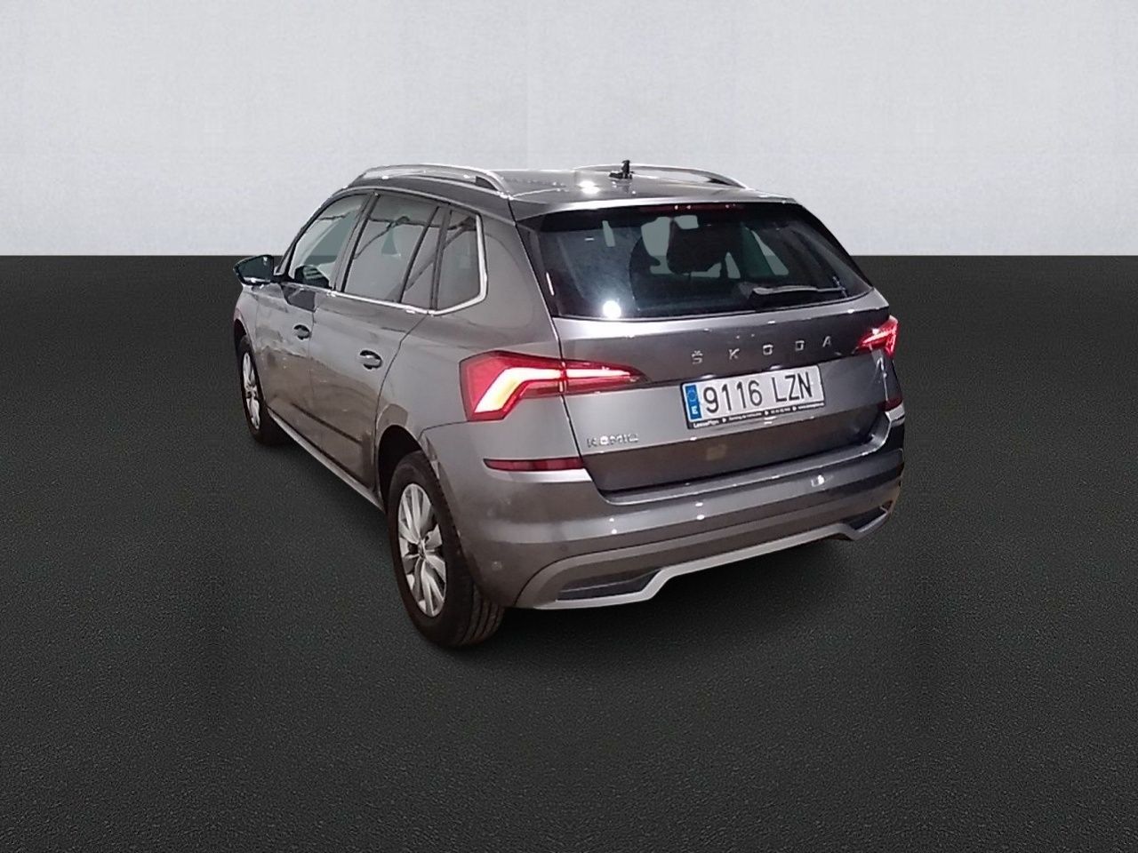 Skoda Kamiq 1.0 Tsi 81kw (110cv) Emotion - Foto 2