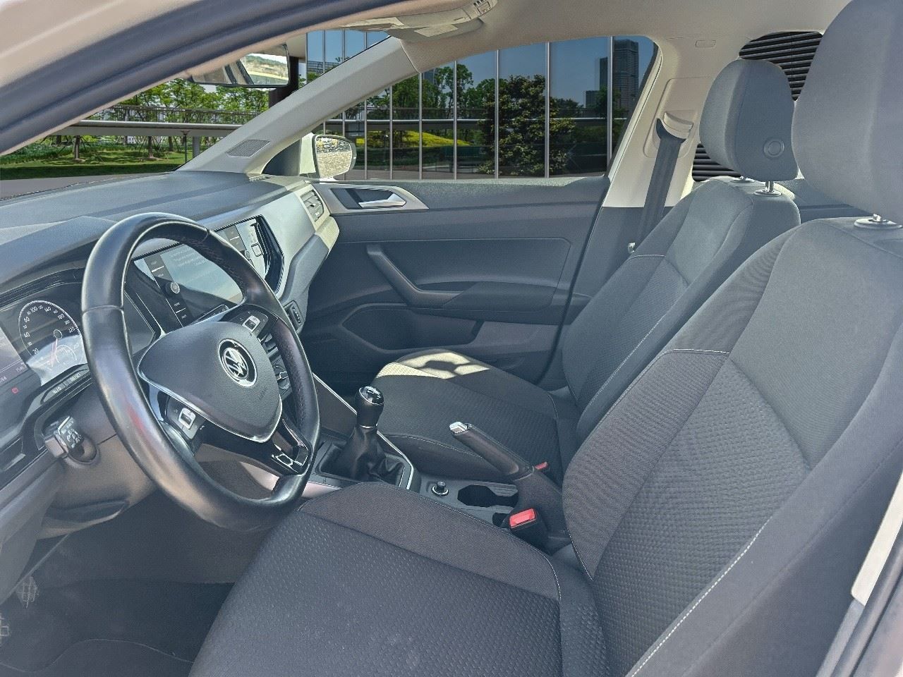 Volkswagen Polo Advance 1.0 Tsi 70kw (95cv) - Foto 2