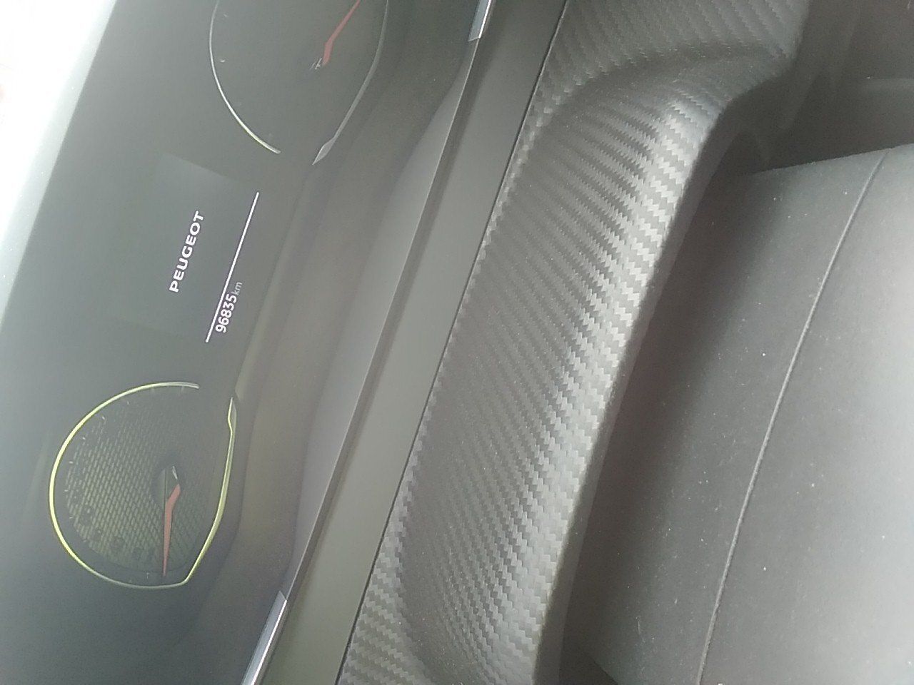 Peugeot 2008 Active Pack Bluehdi 81kw (110cv) - Foto 2