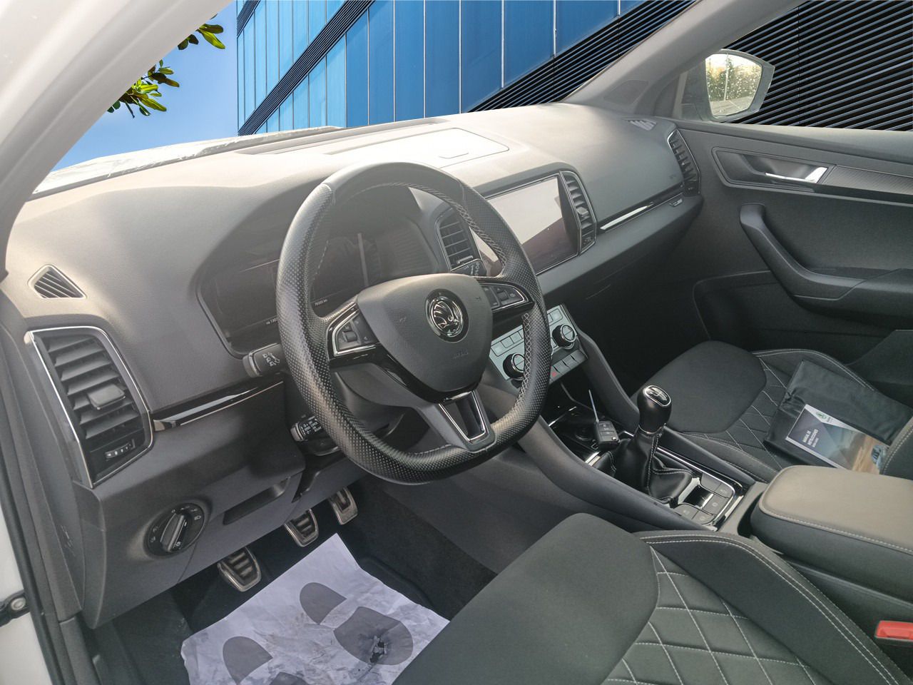 Skoda Karoq 2.0 Tdi 110kw (150cv) Sportline - Foto 2