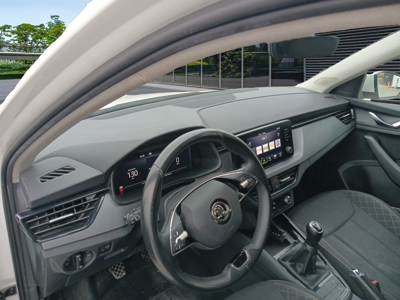 Skoda Scala 1.0 Tsi 70 Kw (95 Cv) Emotion - Foto 2