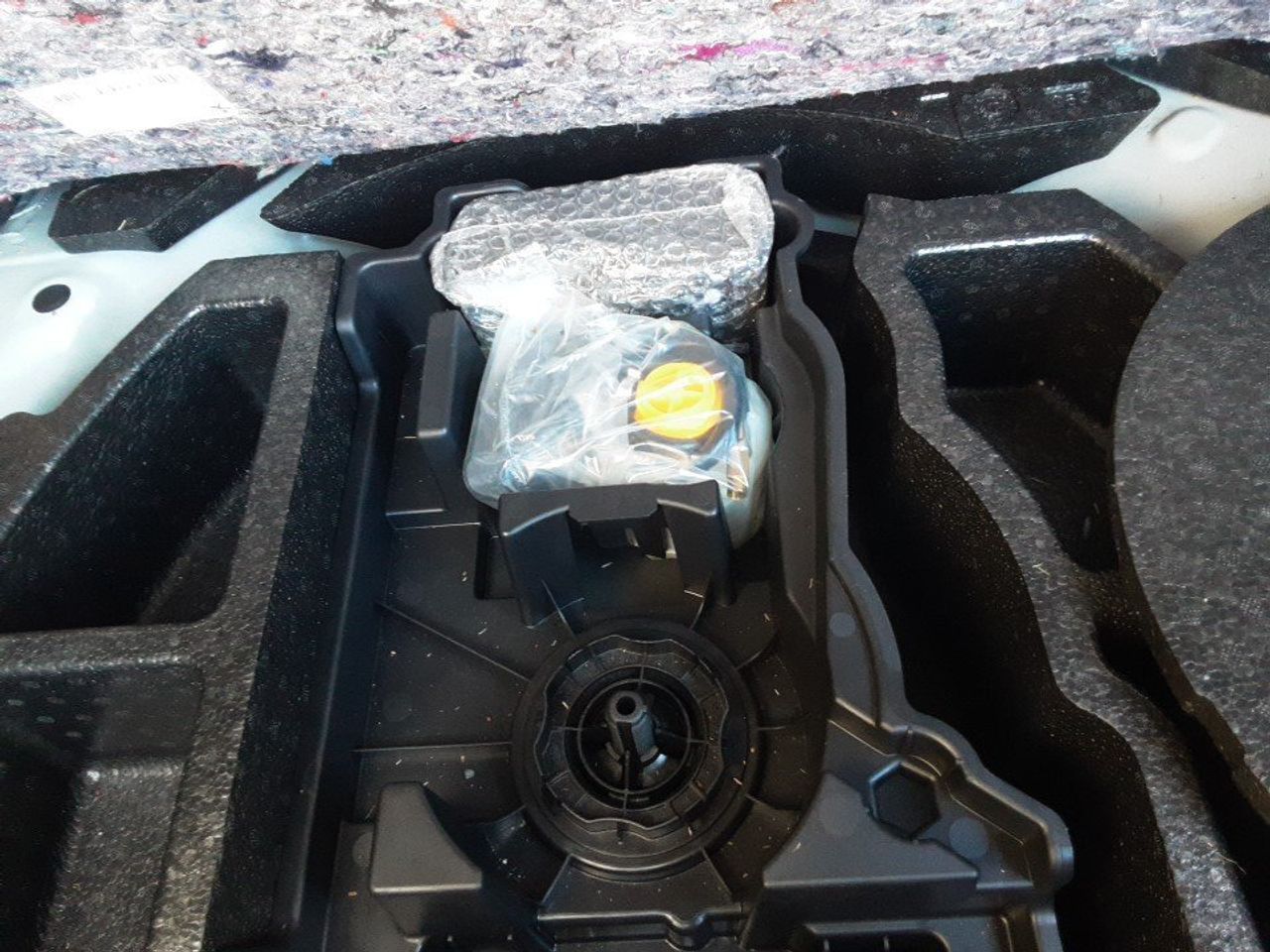 Peugeot 208 Bluehdi 73kw (100cv) Active - Foto 2