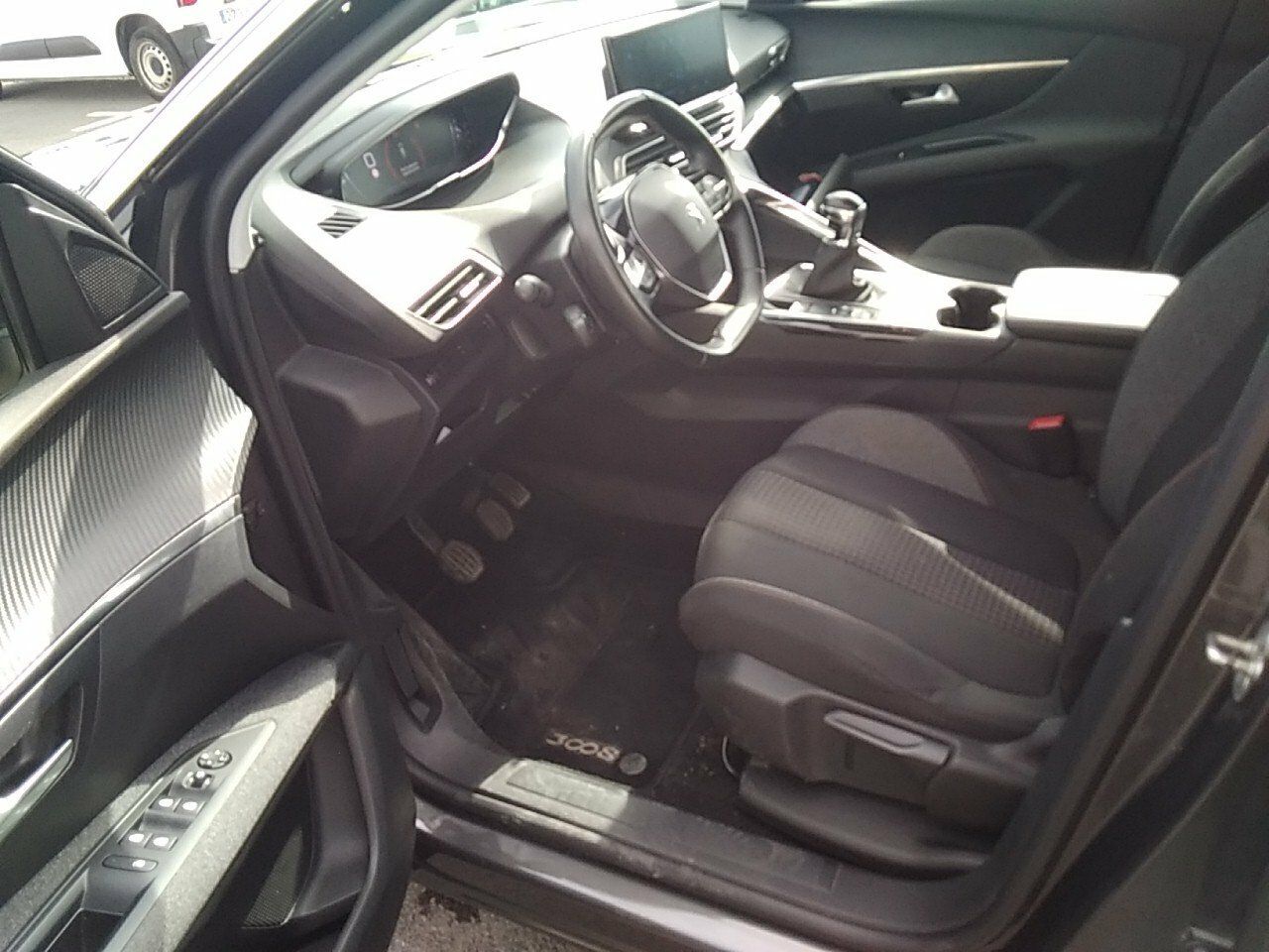 Peugeot 3008 1.5 Bluehdi 96kw (130cv) S&s Active Pack - Foto 2