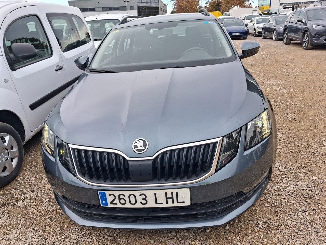 Skoda Octavia Combi 1.6 Tdi Cr 85kw (115cv) Ambition - Foto 2