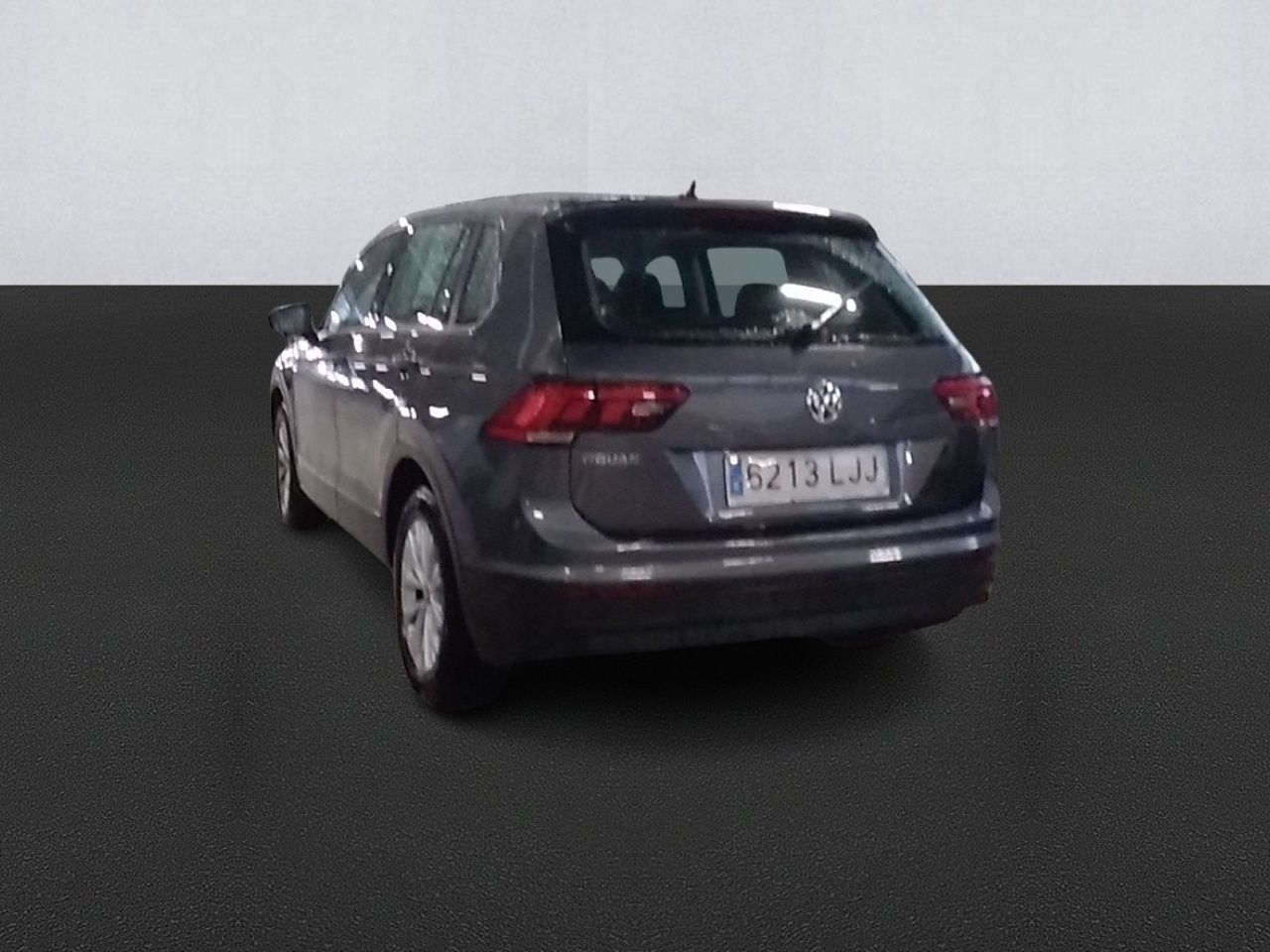Volkswagen Tiguan Edition 2.0 Tdi 110kw (150cv) - Foto 2