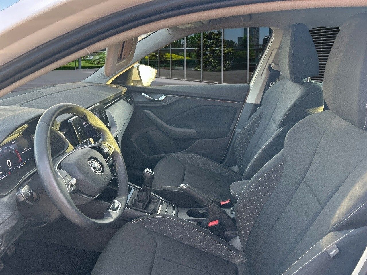 Skoda Scala 1.0 Tsi 70 Kw (95 Cv) Ambition - Foto 2