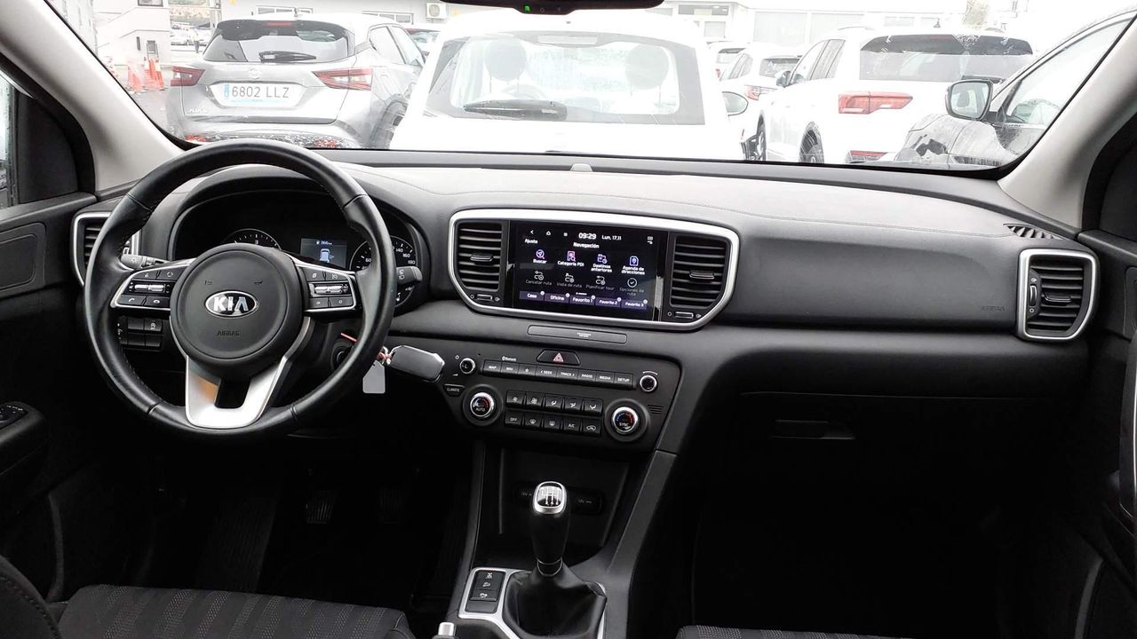 Kia Sportage 1.6 Mhev Business 100kw (136cv) 4x4 - Foto 2