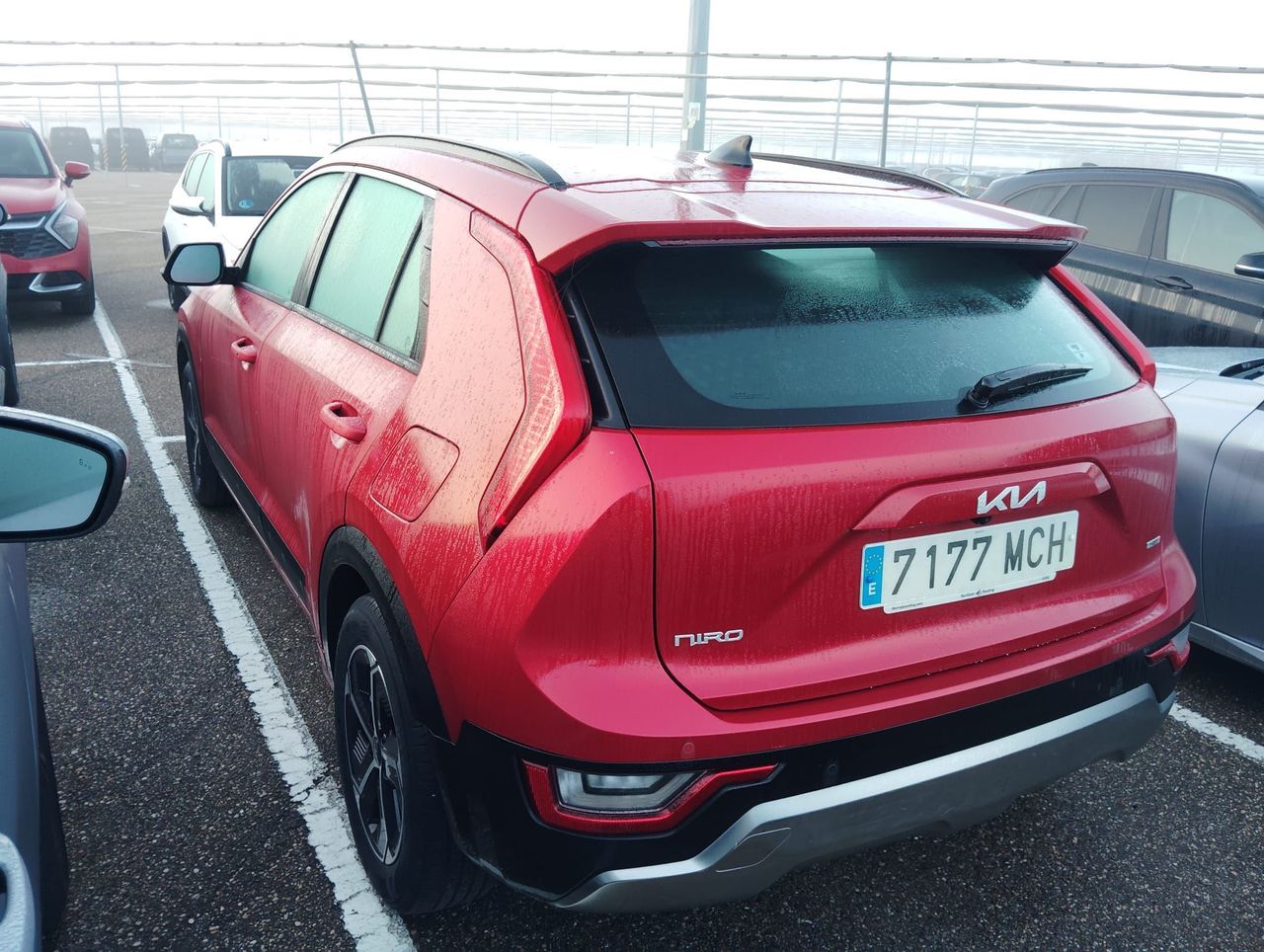Kia Niro 1.6 Gdi Hev 104kw (141cv) Drive - Foto 2
