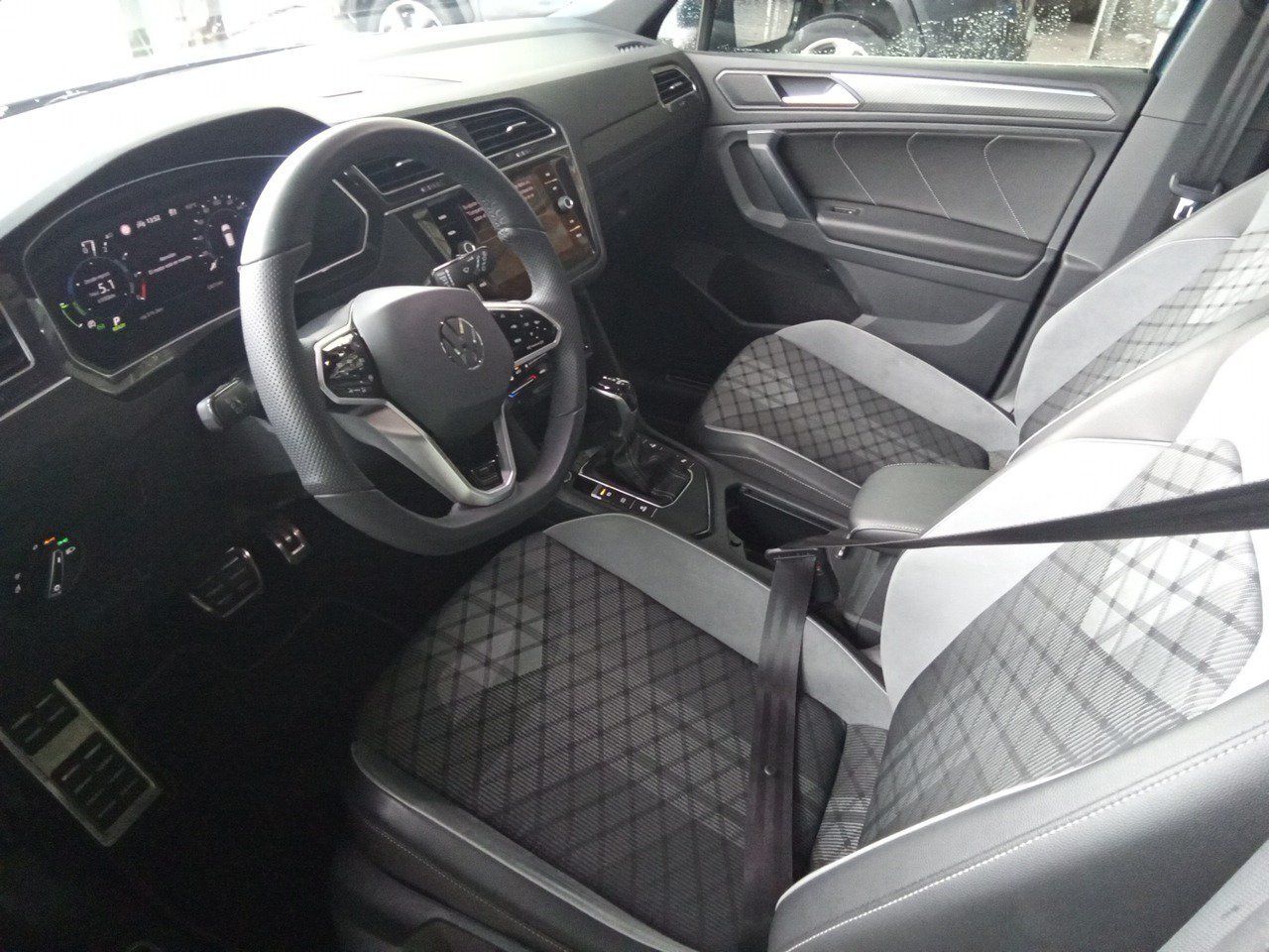 Volkswagen Tiguan R-line 1.4 Tsi Ehybrid 180kw (245cv) Dsg - Foto 2