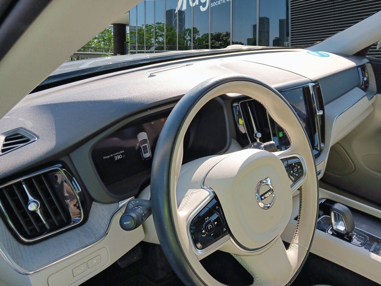 Volvo Xc60 2.0 T6 Awd Recharge Plus Bright Auto - Foto 2