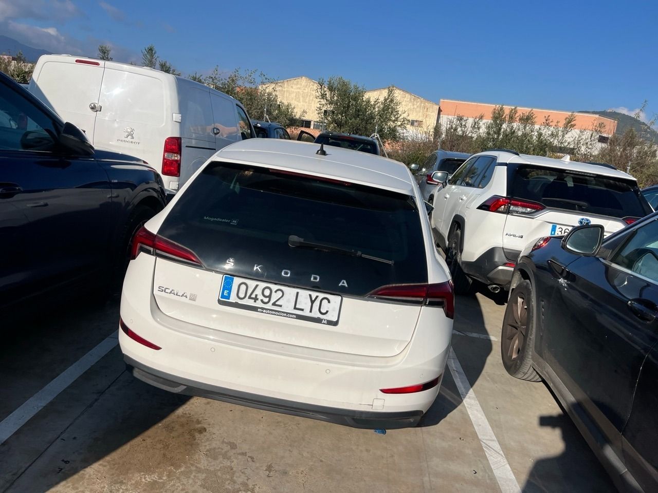 Skoda Scala 1.0 Tsi 70 Kw (95 Cv) Emotion - Foto 2