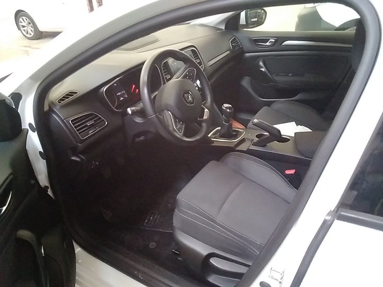 Renault Megane Equilibre Blue Dci 85 Kw (115cv) - Foto 2