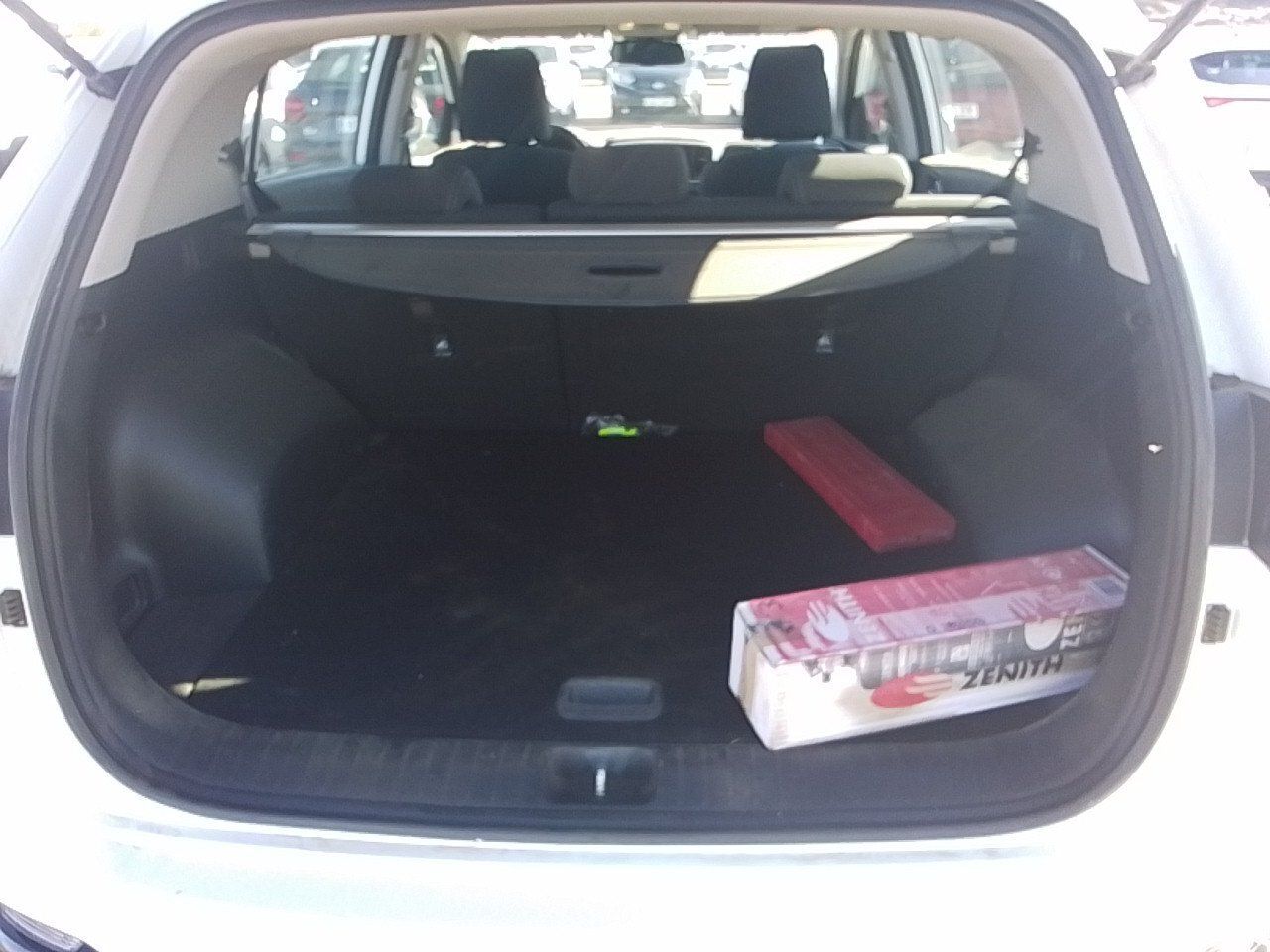 Kia Sportage 1.6 Mhev Business 100kw (136cv) 4x4 - Foto 2