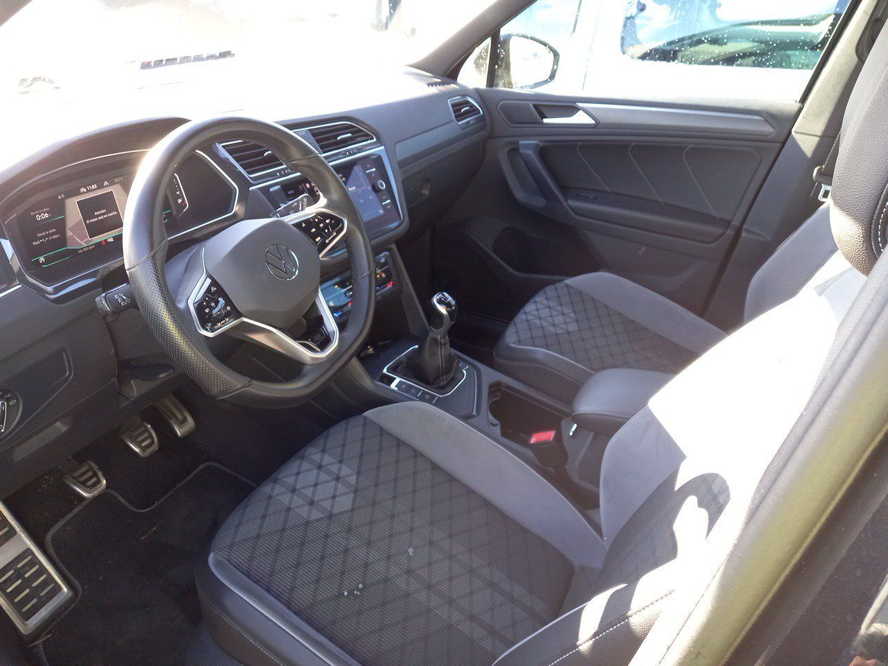 Volkswagen Tiguan R-line 2.0 Tdi 110kw (150cv) - Foto 2