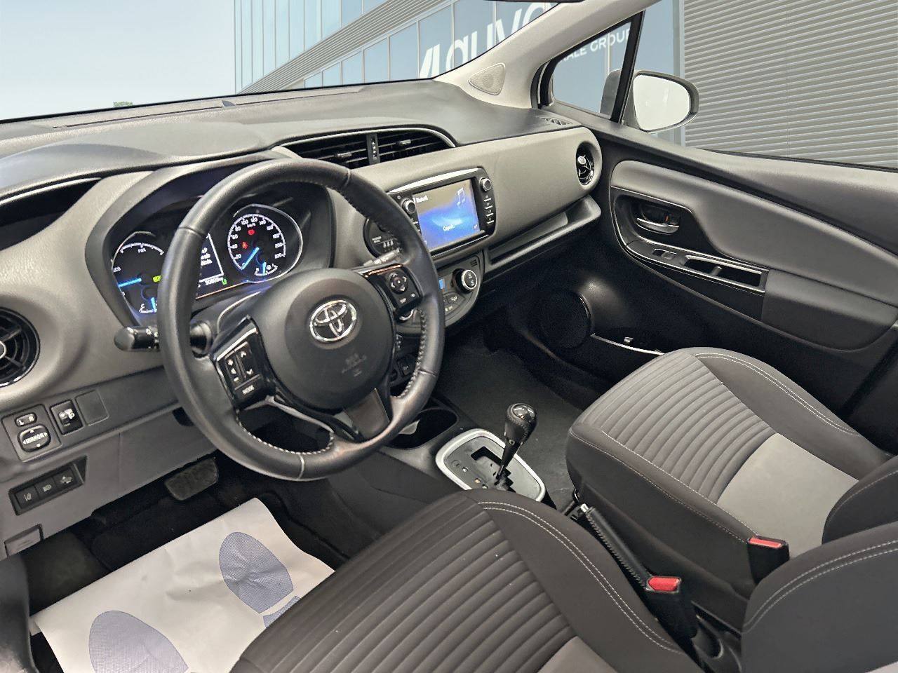 Toyota Yaris 1.5 100h Active - Foto 2