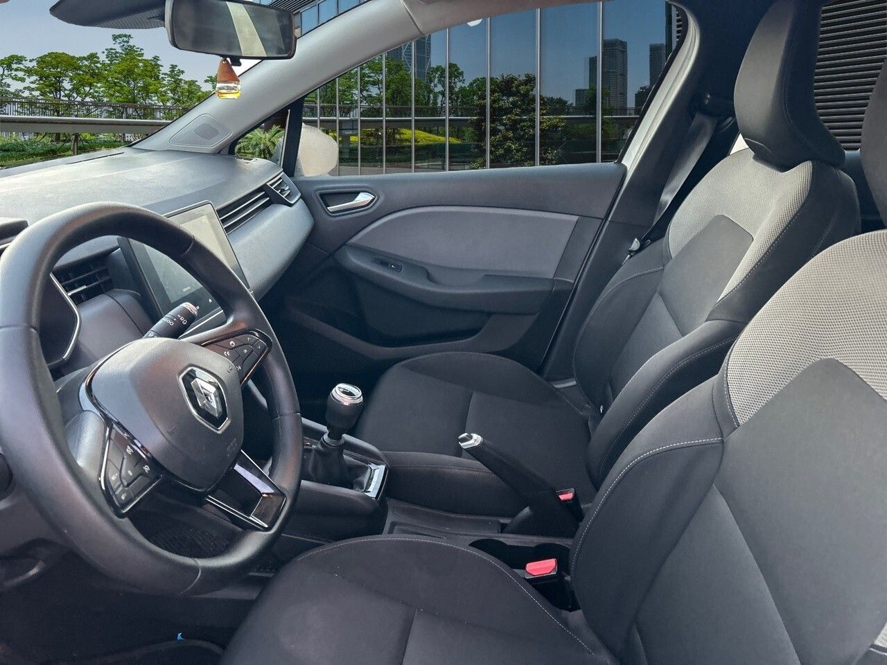 Renault Clio Business Blue Dci 63 Kw (85cv) - Foto 2