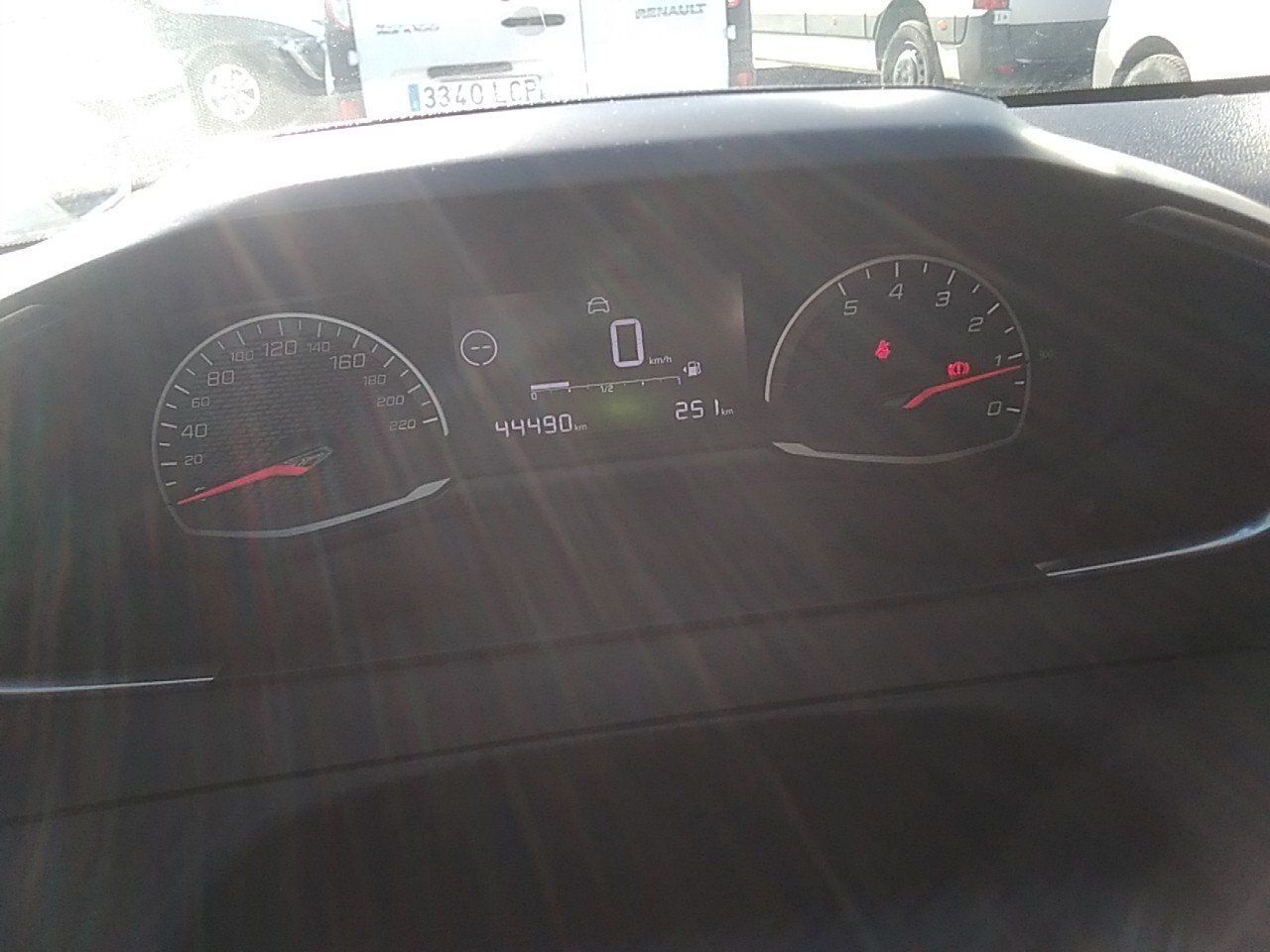 Peugeot 208 Bluehdi 73kw (100cv) Active - Foto 2