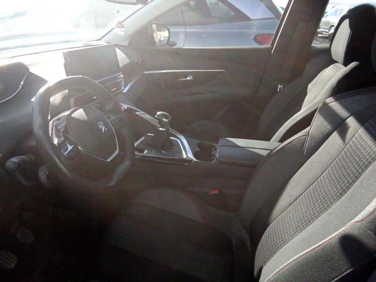 Peugeot 3008 1.5 Bluehdi 96kw (130cv) S&s Active Pack - Foto 2