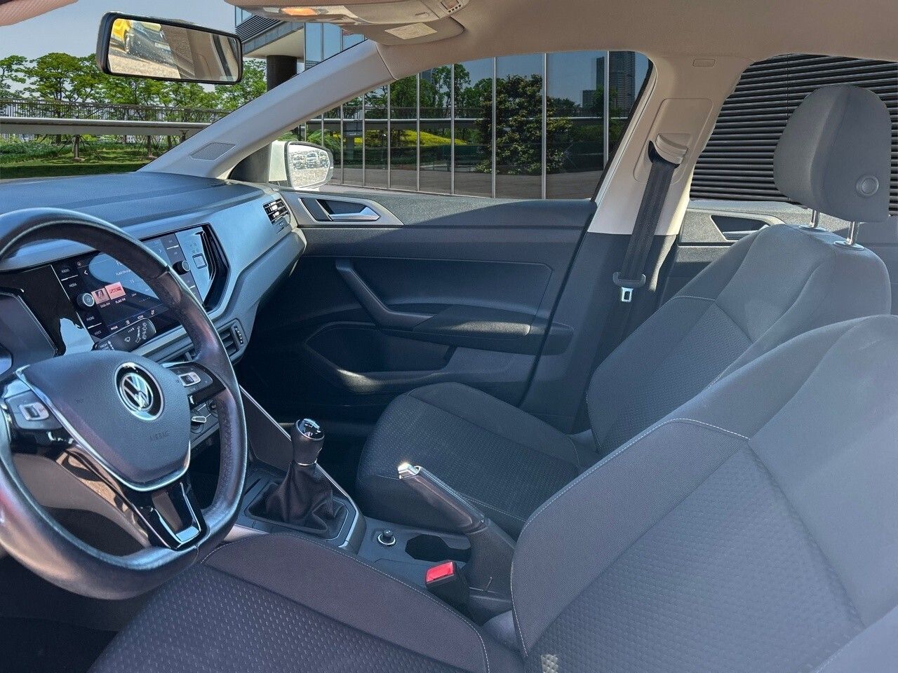 Volkswagen Polo Advance 1.0 Tsi 70kw (95cv) - Foto 2