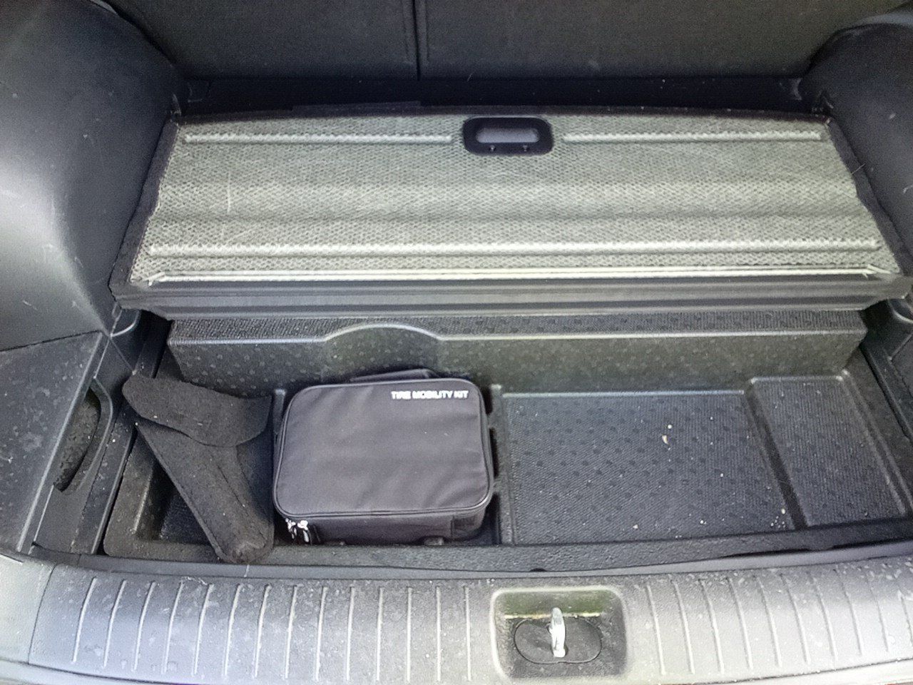 Kia Sportage 1.6 Mhev Business 100kw (136cv) 4x4 - Foto 2