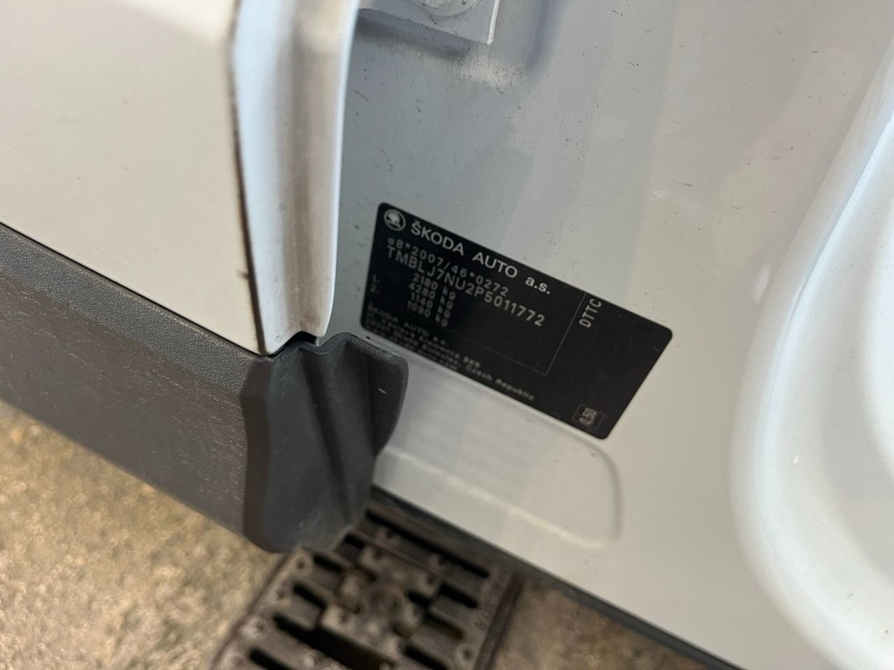 Skoda Karoq 2.0 Tdi 110kw (150cv) Dsg 4x4 Ambition - Foto 2