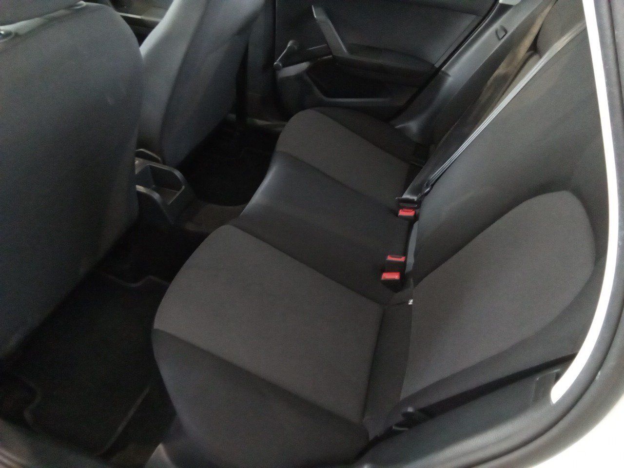 Seat Ibiza 1.0 Tgi 66kw (90cv) Reference Plus - Foto 2