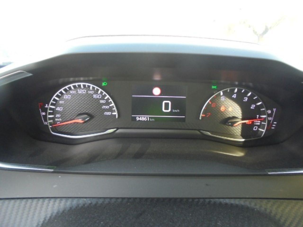 Peugeot 2008 Active Bluehdi 81kw (110cv) - Foto 2