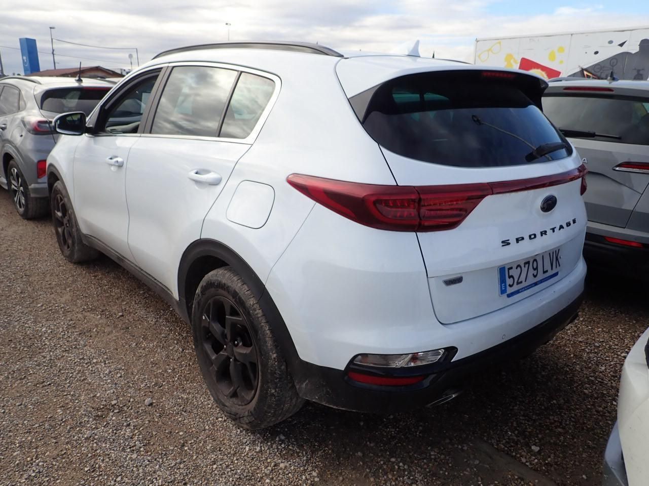Kia Sportage 1.6 Mhev Black Edition 100kw (136cv) 4x2 - Foto 2