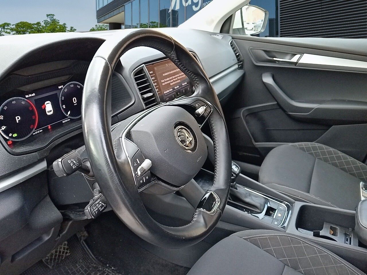 Skoda Karoq 2.0 Tdi 110kw (150cv) Dsg 4x4 Ambition - Foto 2