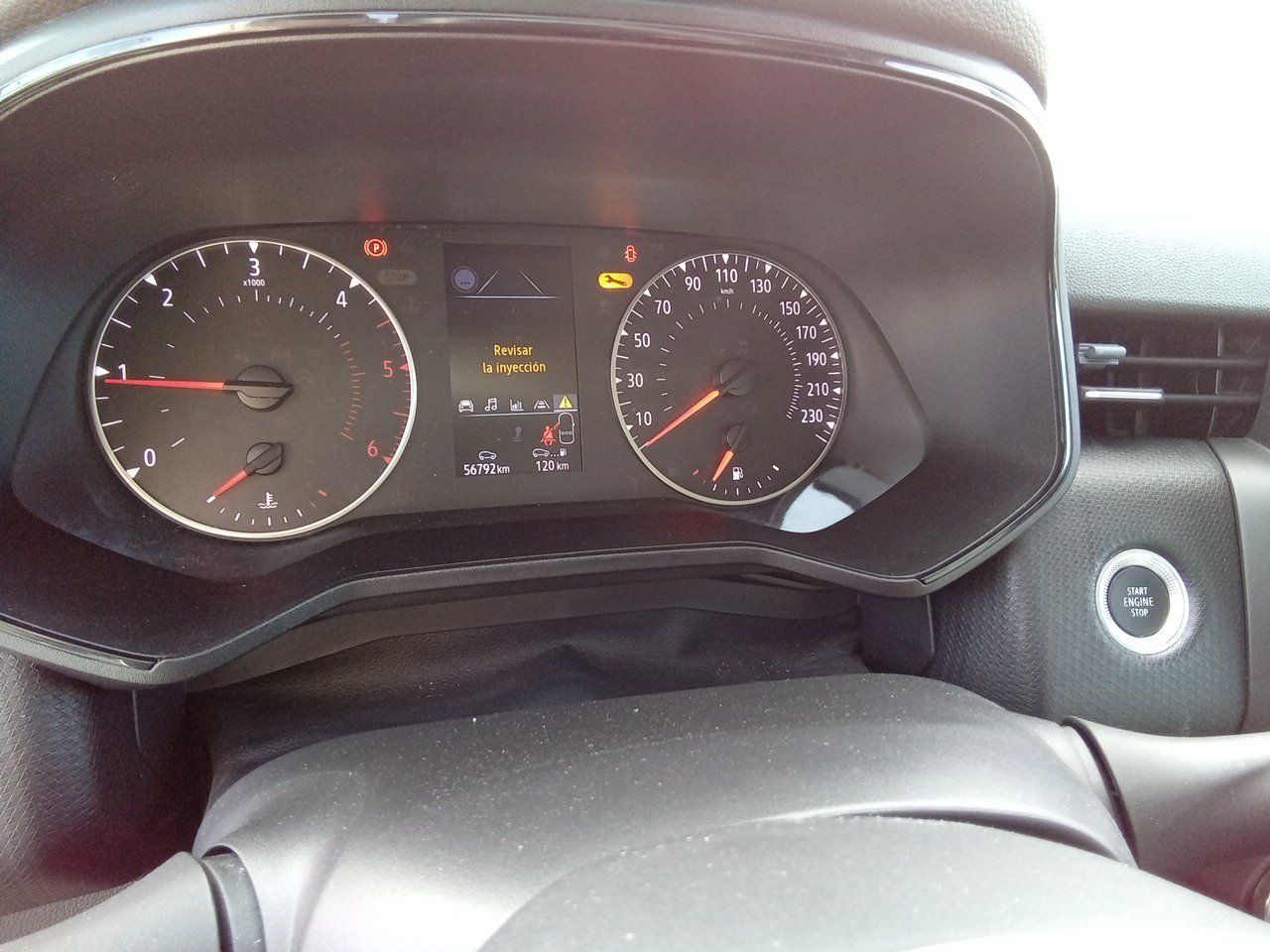 Renault Clio Equilibre Blue Dci 74kw (100cv) - Foto 2