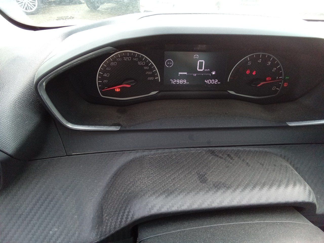 Peugeot 208 Bluehdi 73kw (100cv) Active - Foto 2