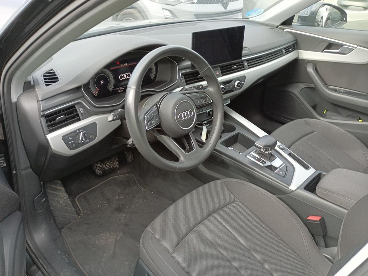 Audi A4 Avant Advanced 30 Tdi 100kw S Tronic - Foto 2