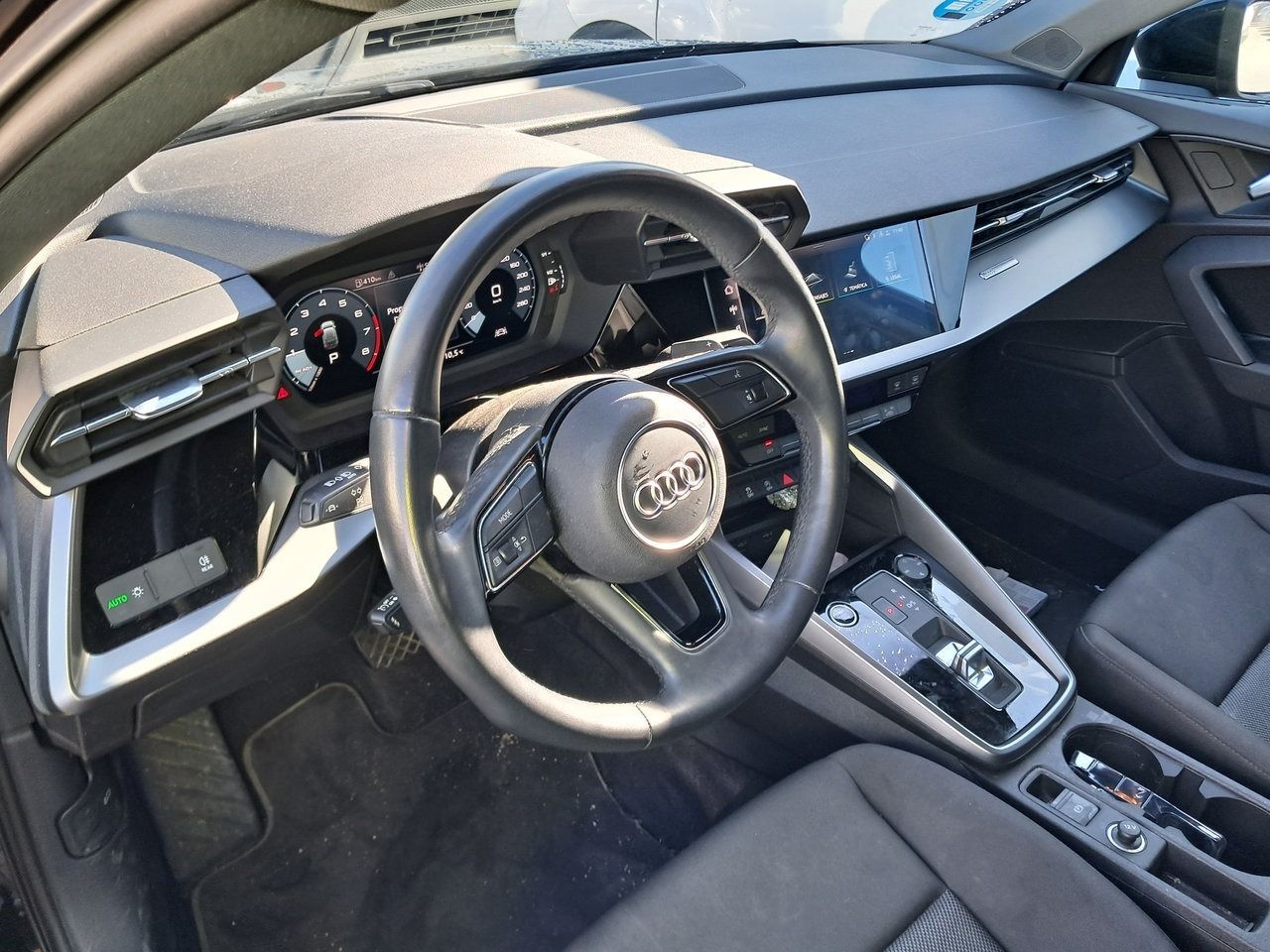 Audi A3 Sportback 30 Tfsi 81kw (110cv) S Tronic - Foto 2