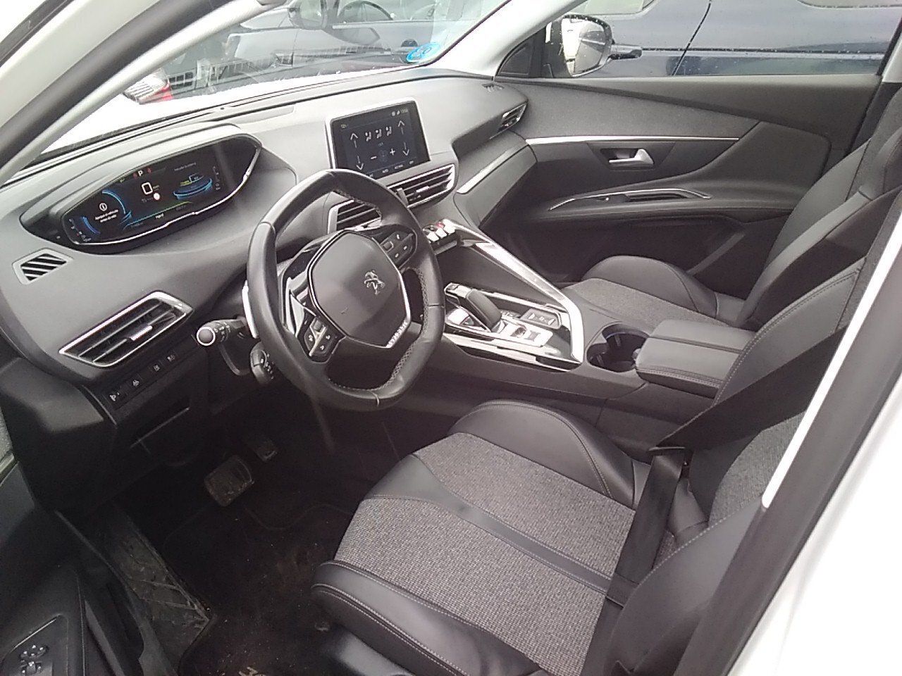 Peugeot 3008 225 E-eat8 Allure - Foto 2