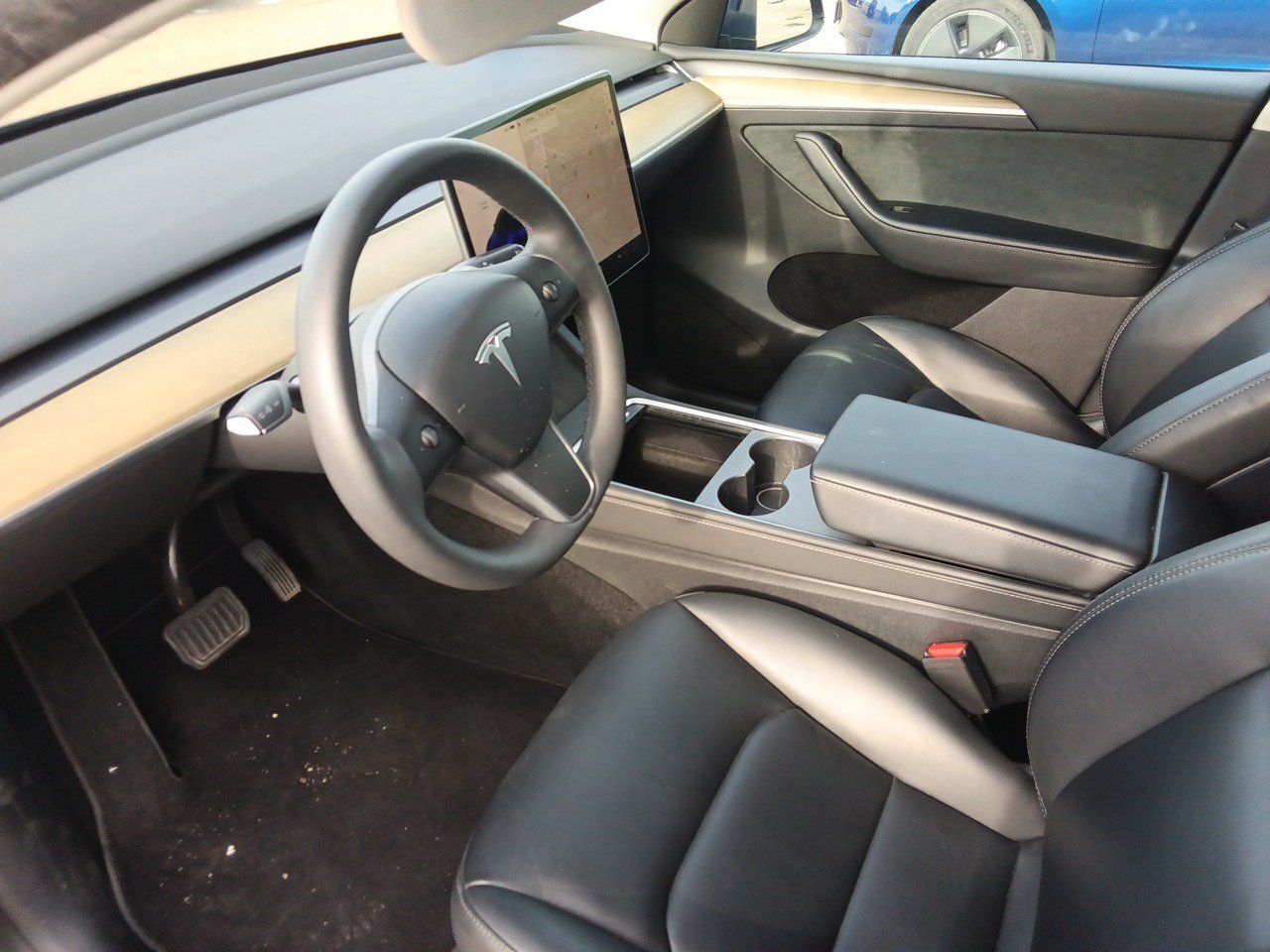 Tesla Model Y Tracción Trasera Rwd - Foto 2