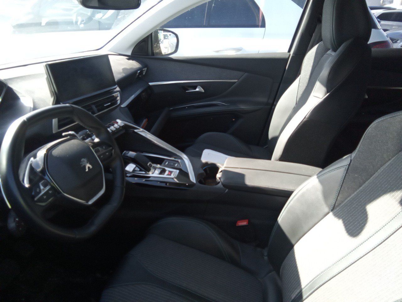 Peugeot 3008 1.5 Bluehdi 96kw S&s Allure Pack Eat8 - Foto 2