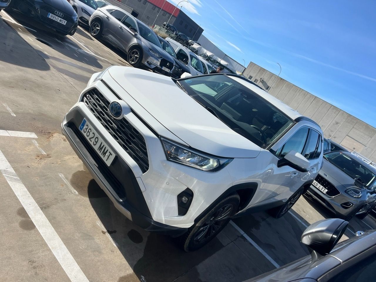 Toyota Rav4 220h E-cvt 4x2 Advance