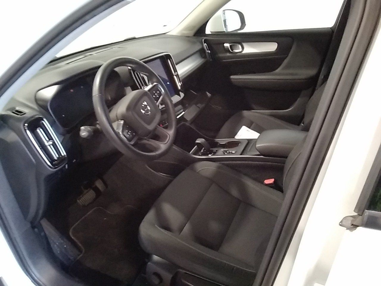 Volvo Xc40 1.5 T2 Momentum Pro Auto - Foto 2