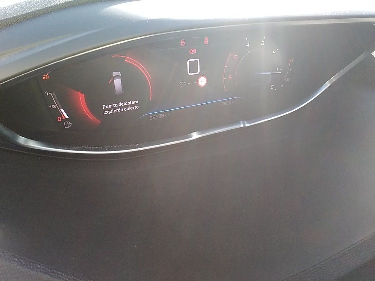 Peugeot 5008 1.5 Bluehdi 96kw (130cv) S&s Allure - Foto 2