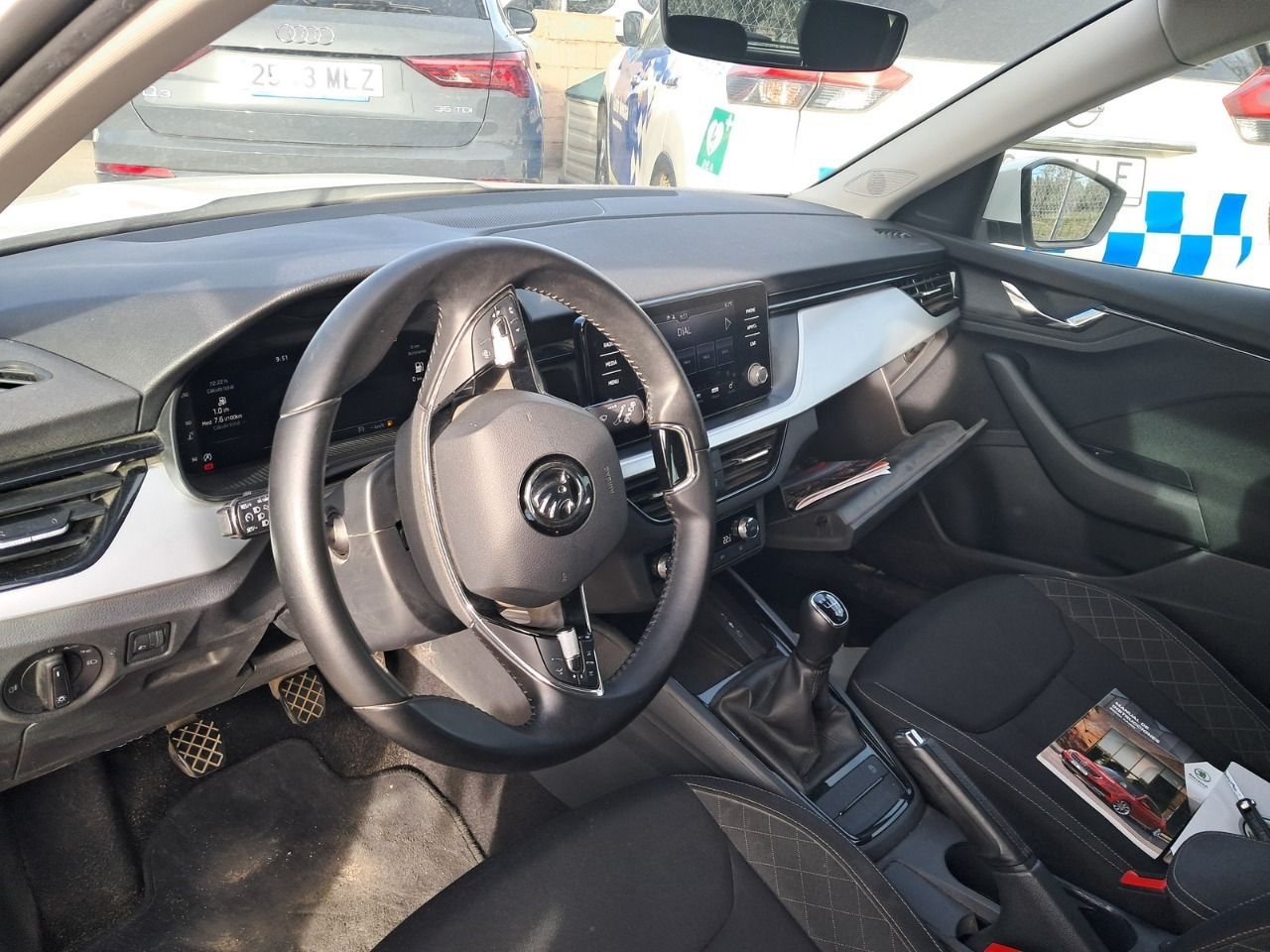 Skoda Kamiq 1.0 Tsi 81kw (110cv) Ambition - Foto 2