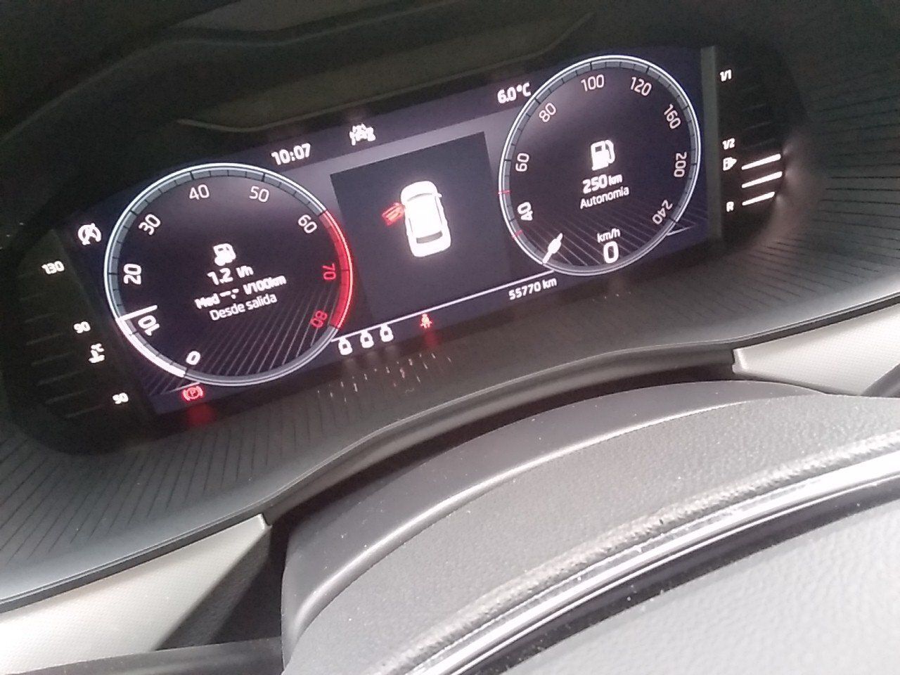 Skoda Kamiq 1.0 Tsi 81kw (110cv) Ambition - Foto 2