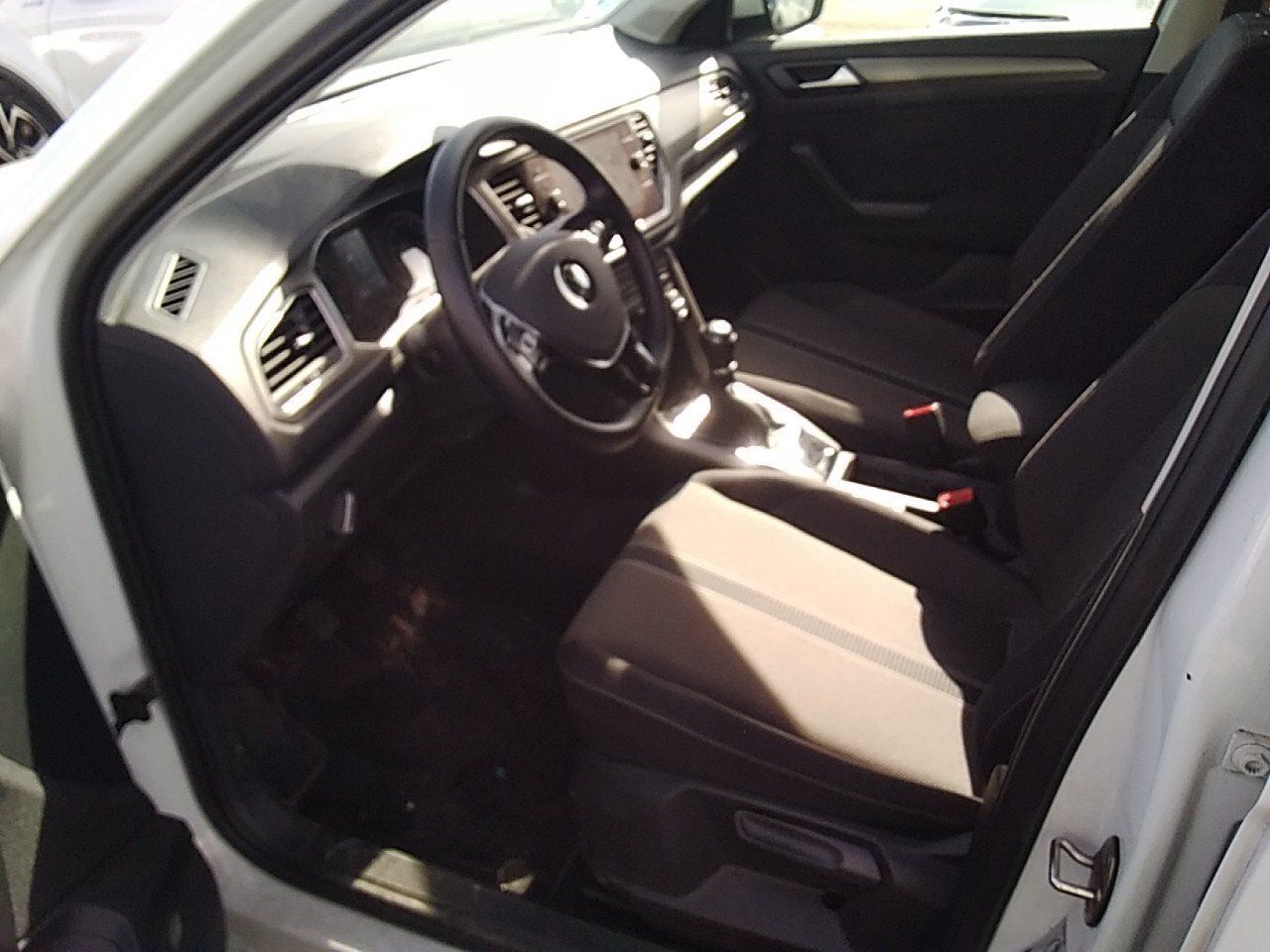 Volkswagen T-roc Advance 2.0 Tdi 85kw (115cv) - Foto 2