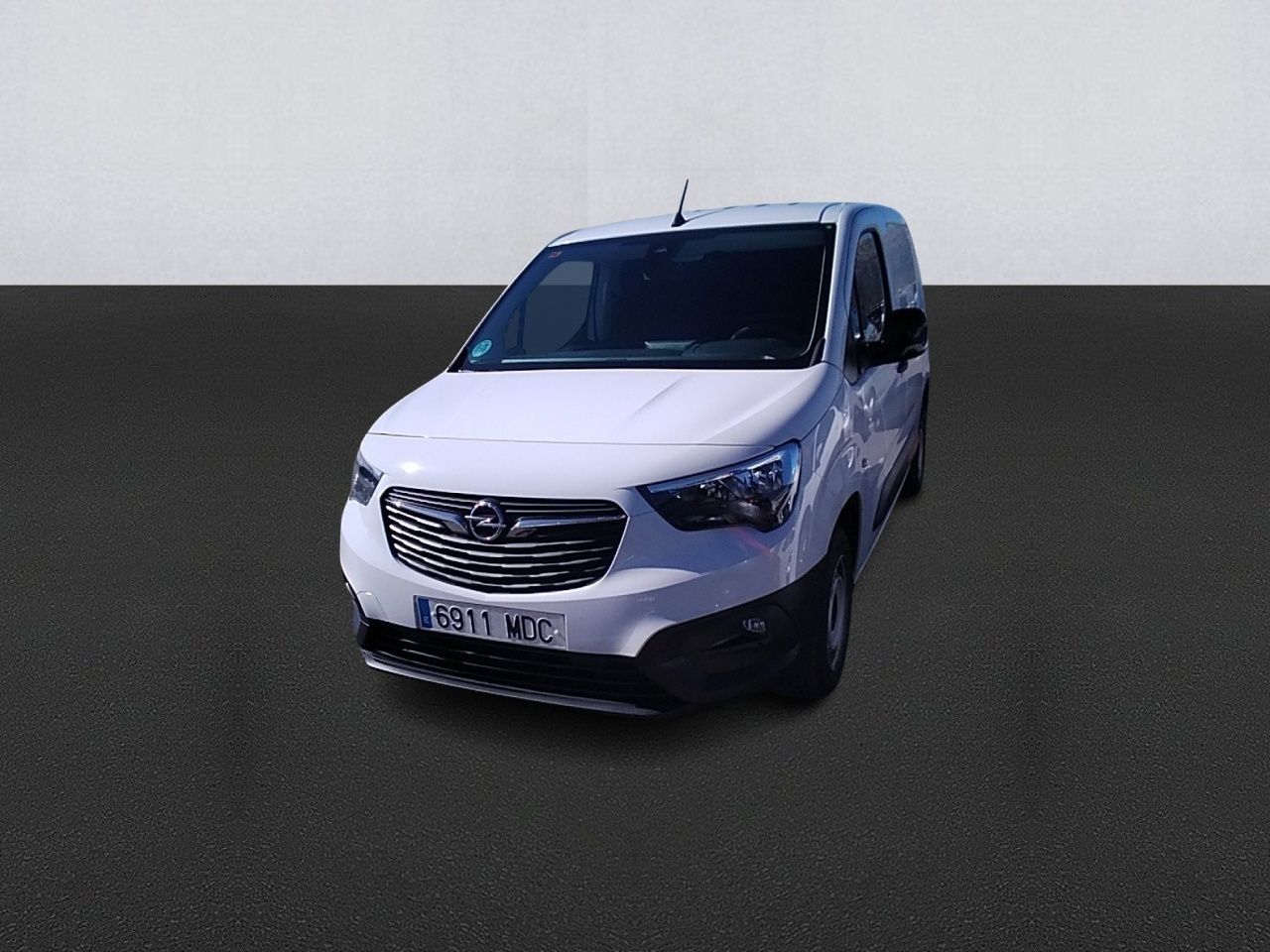 Opel Combo Cargo L 650kg Diesel 1.5 100hp S&s Mt E6 - Foto 2