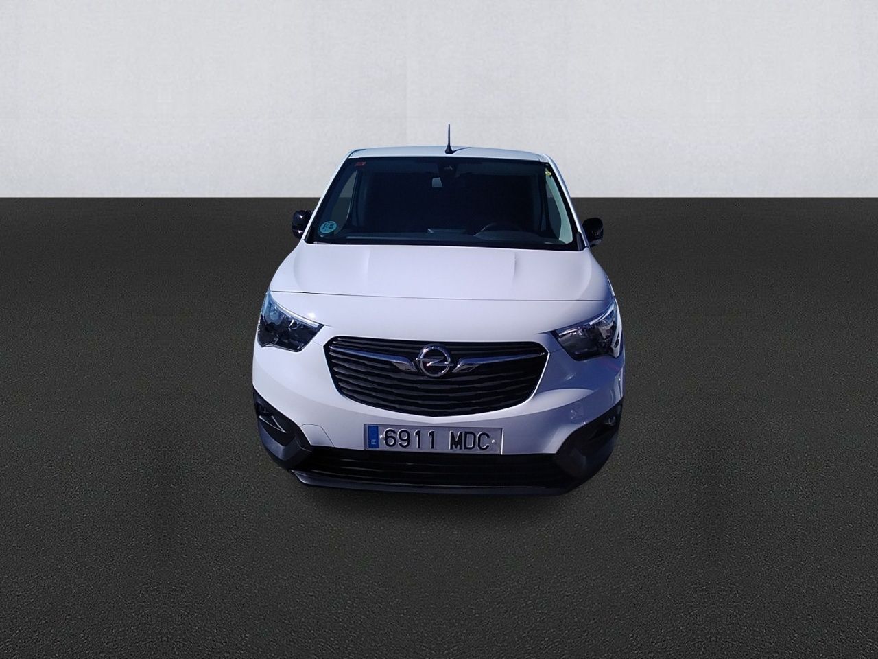 Opel Combo Cargo L 650kg Diesel 1.5 100hp S&s Mt E6 - Foto 2